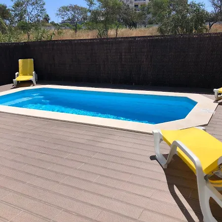 Hébergement de vacances Spacious House With Private Pool In *